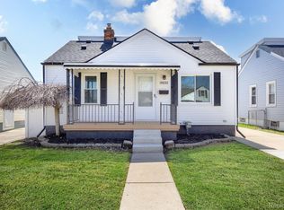 19232 Connecticut St, Roseville, MI