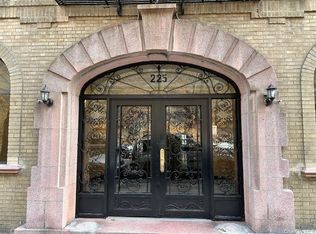 225 Bennett Avenue #2R, New York (Manhattan), NY 10040