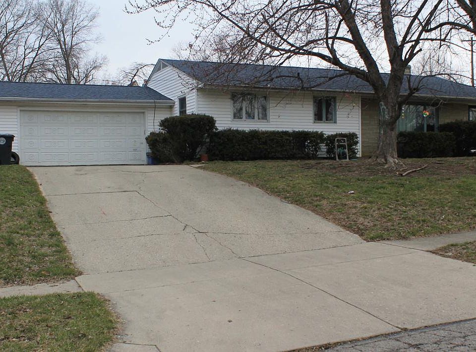 1st image of 2805 Harvard Blvd