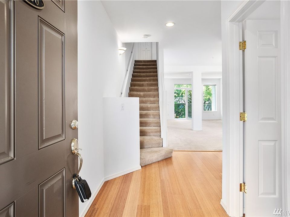 1st image of 19010 68th Ave NE Unit B206