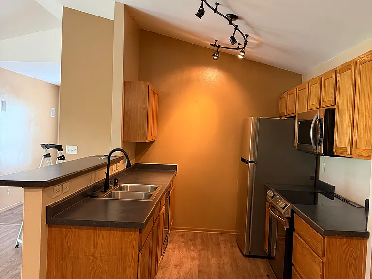 S Rolling Meadows Ct — Photo 7