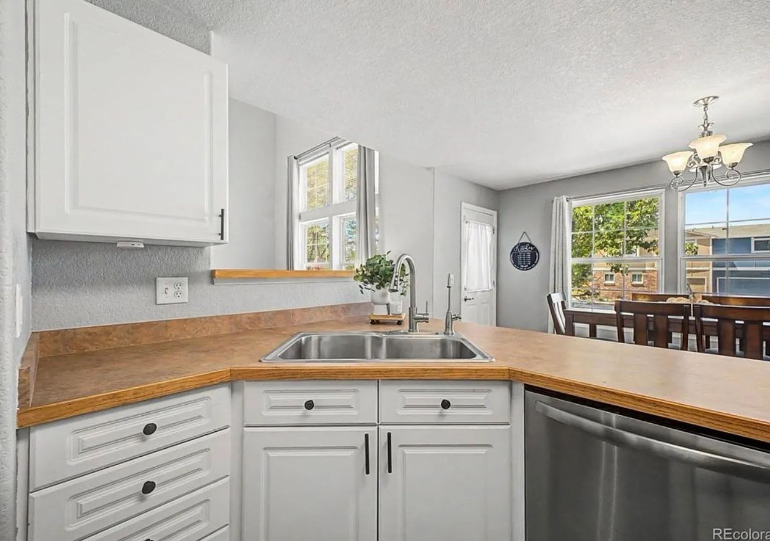 Thornton Townhome for rent. — Photo 3