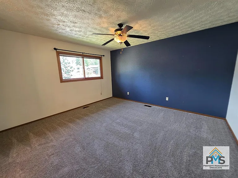 8991 Rendon Dr — Photo 11