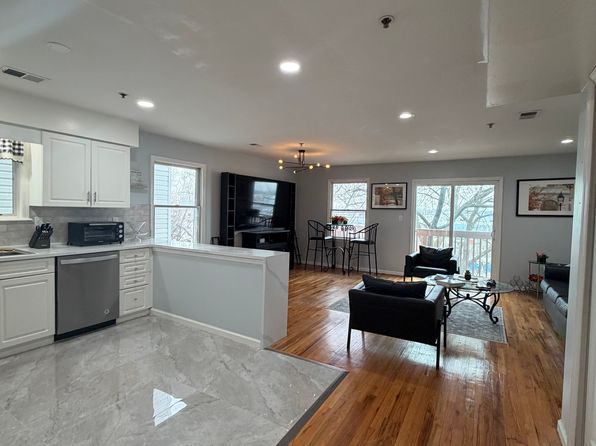 253 Terrace Ave Floor 2
