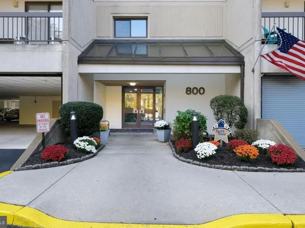 800 Avondale Rd APT 3K, Wallingford, PA 19086