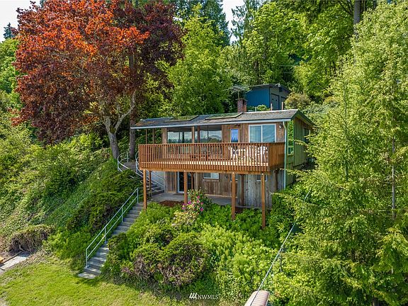 3rd image of 1820 27th Ave NW