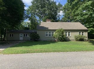 7 E Pratte Ave, Taftville, CT 06380