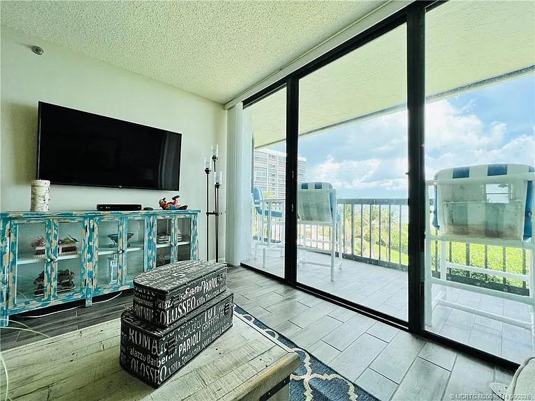 8880 S Ocean Dr #402 — Photo 31