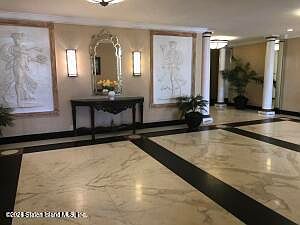5th image of 1100 Clove Rd APT 7M