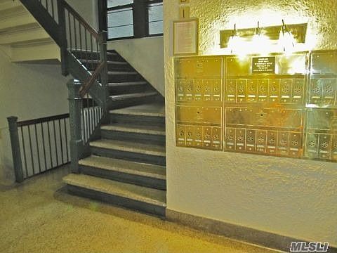 5th image of 8511 Lefferts Blvd APT 1H