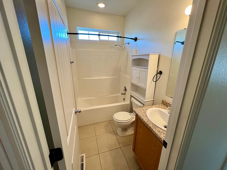 611 W Pine Ave #611 — Photo 15