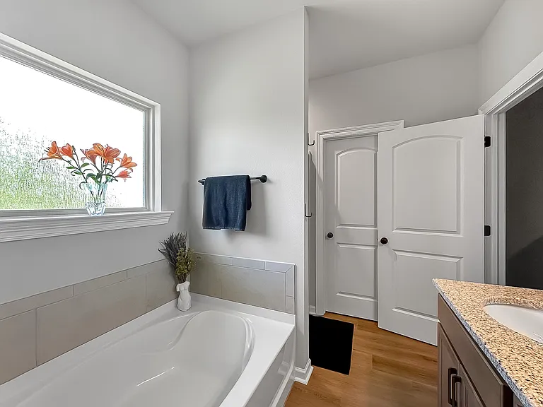 125 Headland Dr — Photo 7