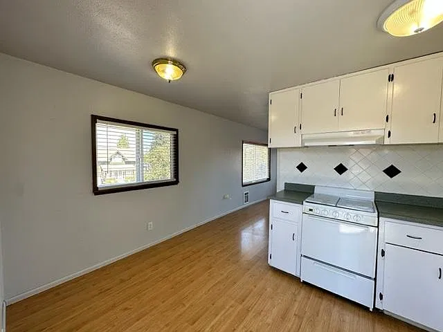 412 S 58th St — Photo 3