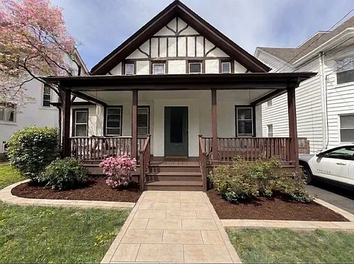 10 Archer Pl #1 Photo 1