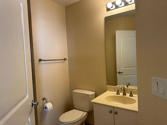 5th image of 701 S Olive Ave APT 1126
