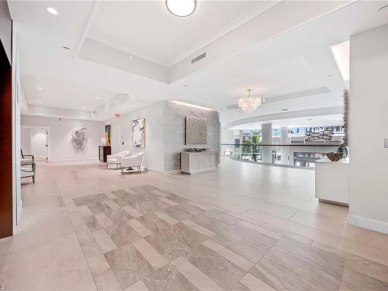 3971 Gulf Shore Blvd N #401 — Photo 4