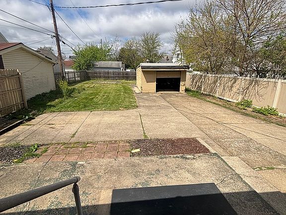 2nd image of 4544 Turney Rd