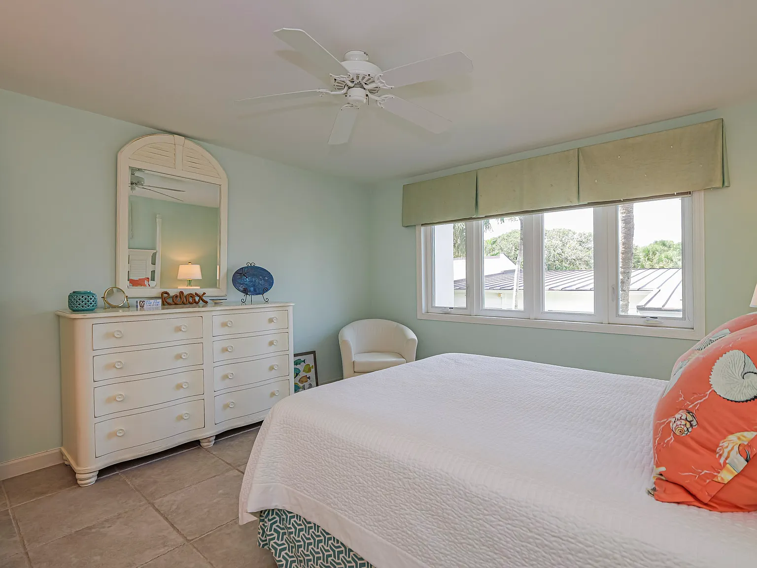 8416 Oceanside Dr — Photo 3