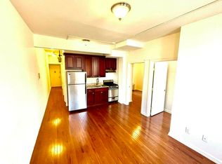 230 E 14th St #4B, New York, NY 10003