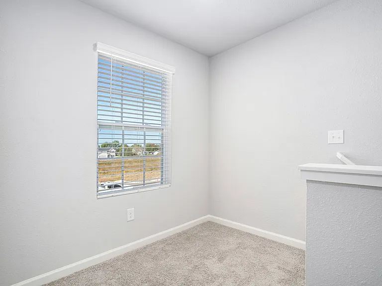 8191 Crestbrook Ct — Photo 15