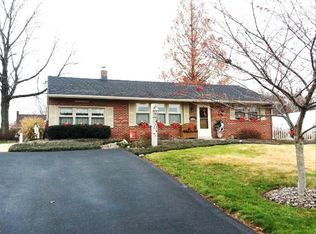 626 Rittenhouse Dr, Reading, PA 19606