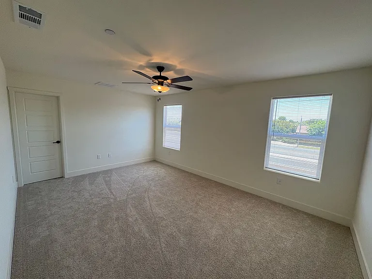 4005 W Babcock Ave — Photo 40