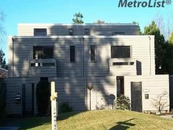 6809 Mill Springs Ct, Stockton, CA 95219