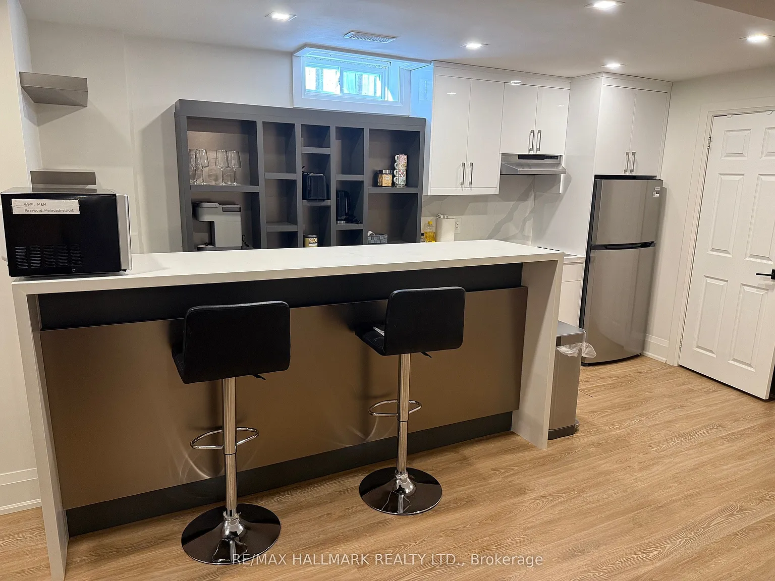 1 bed, $1,540 — Photo 2