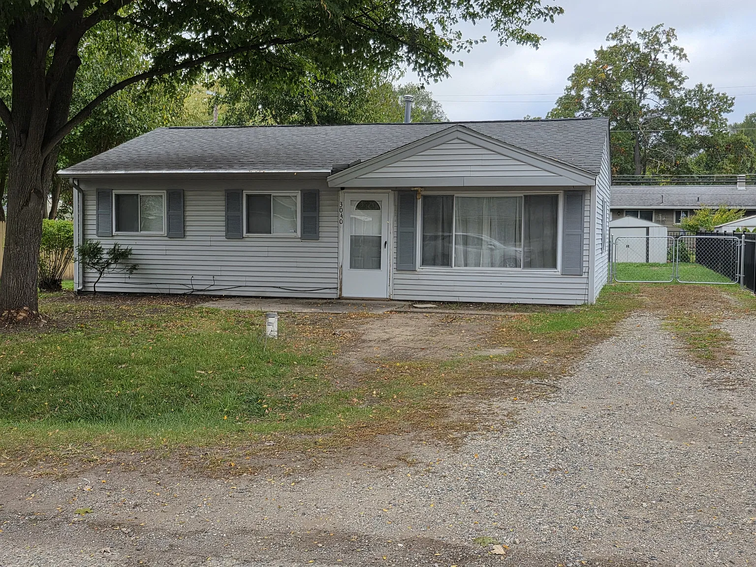 Fisher 3040 - 1 — Photo 2