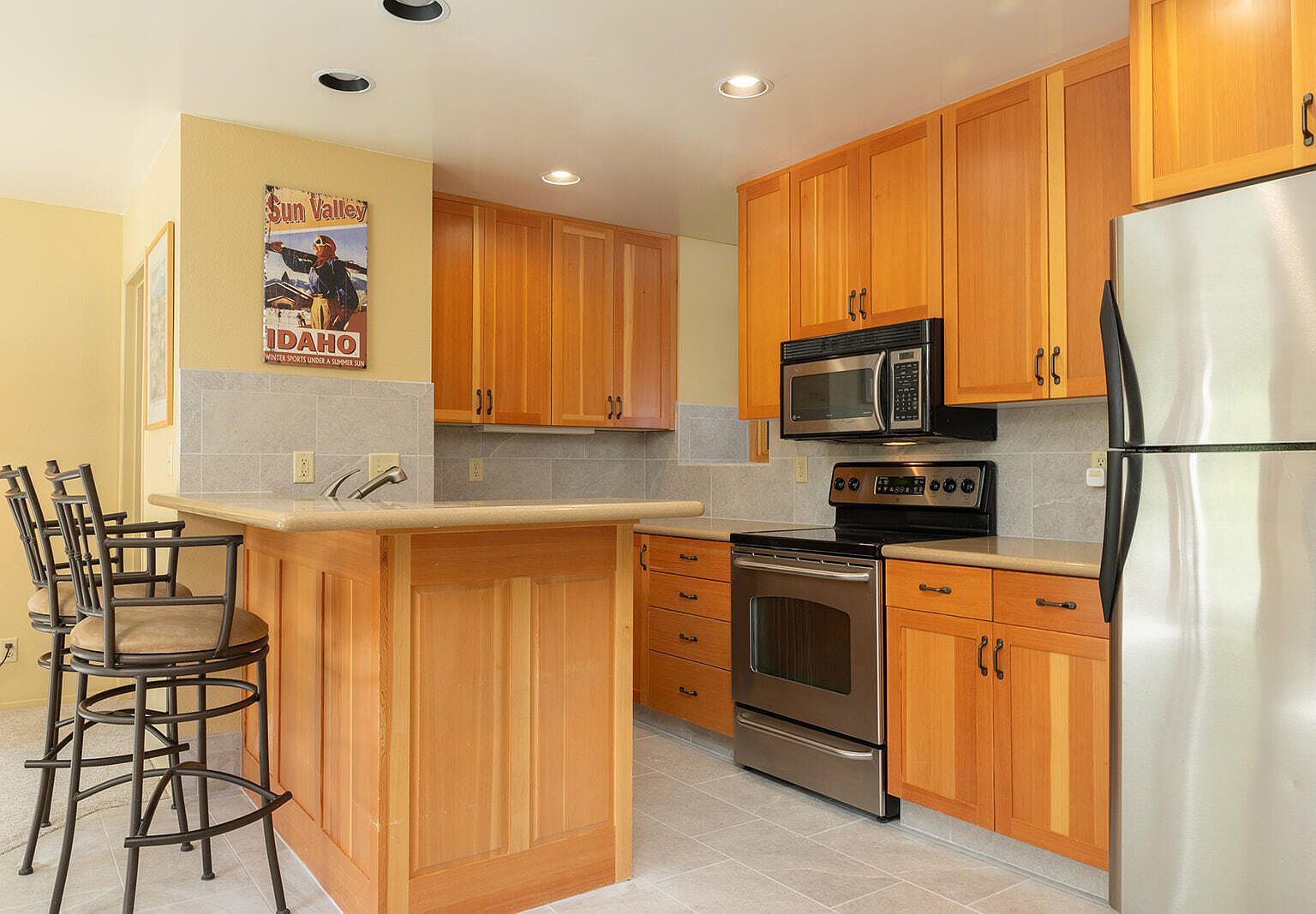 2464 Indian Springs Condo Dr