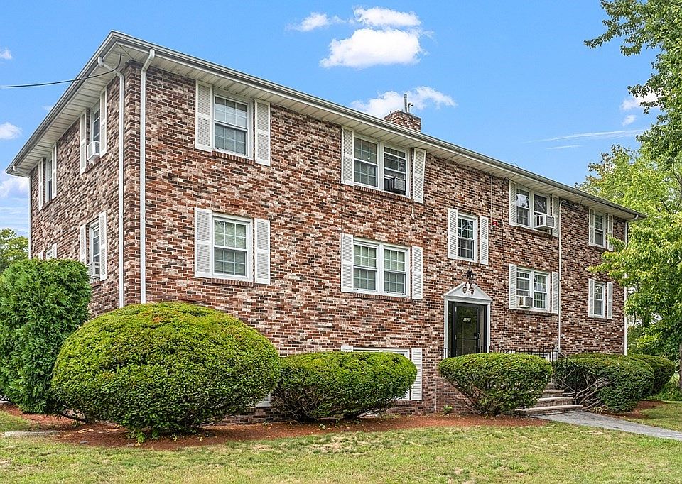 1700 Bridge St Dracut MA Zillow