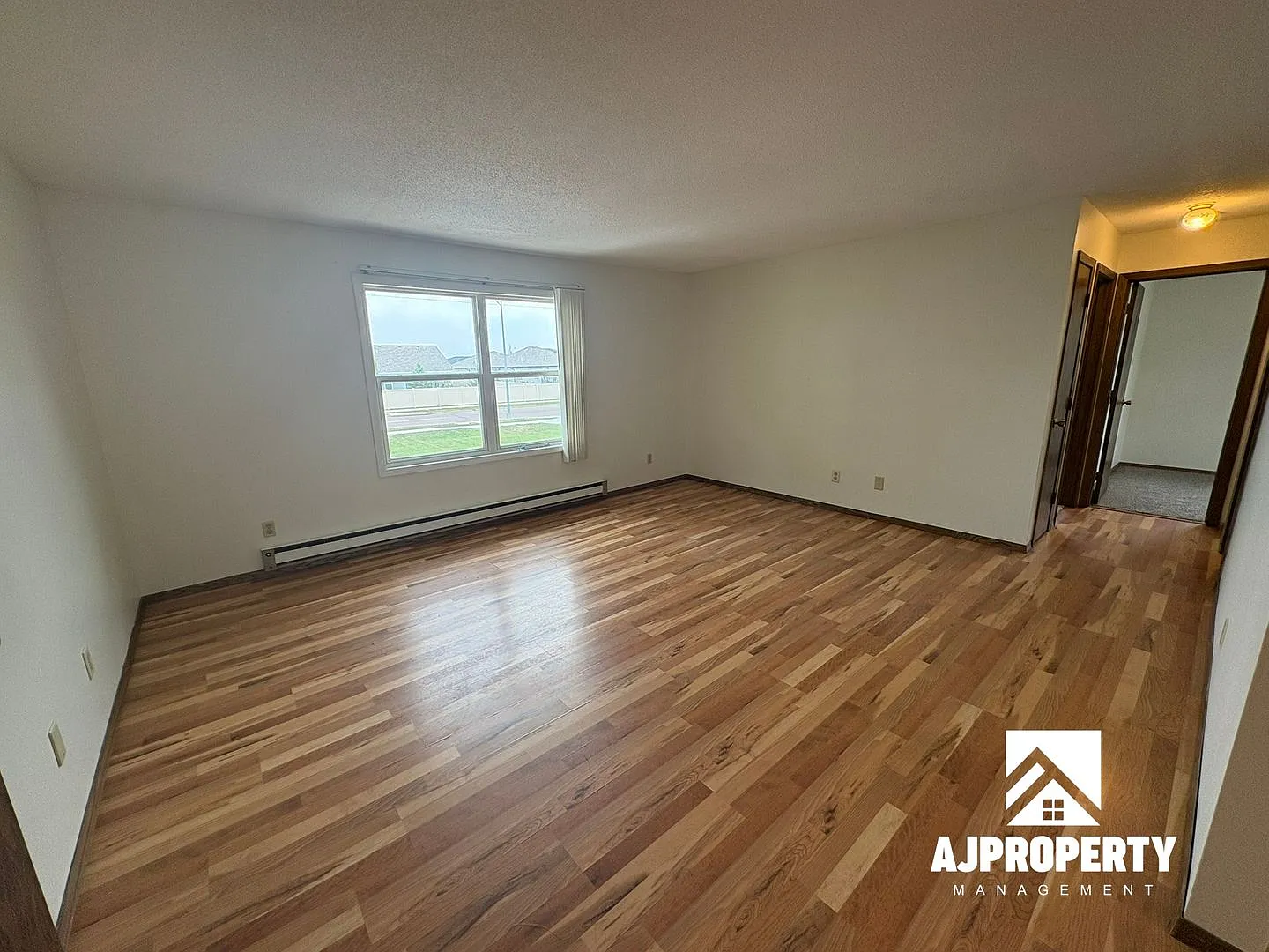 600 E Aspen Blvd — Photo 4