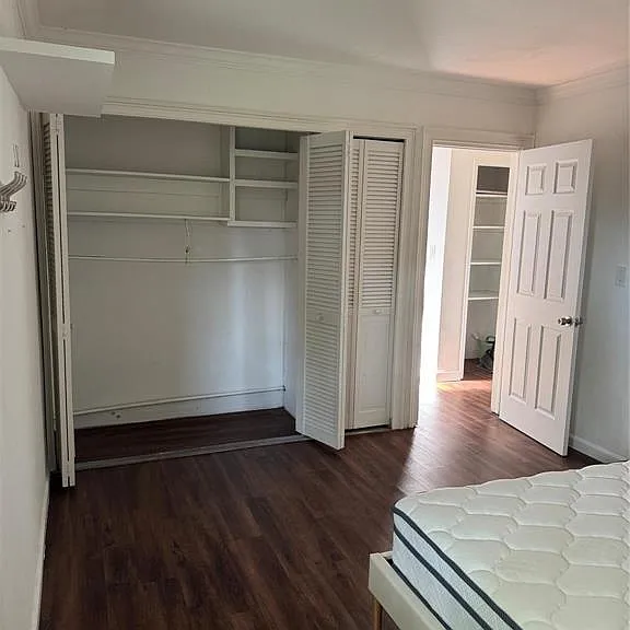 520 NE 58th St — Photo 15