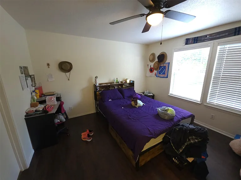 1600 Hollow Tree Blvd — Photo 7