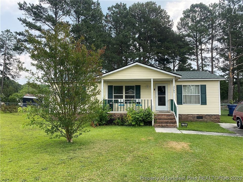 1st image of 2705 Lowlander Dr