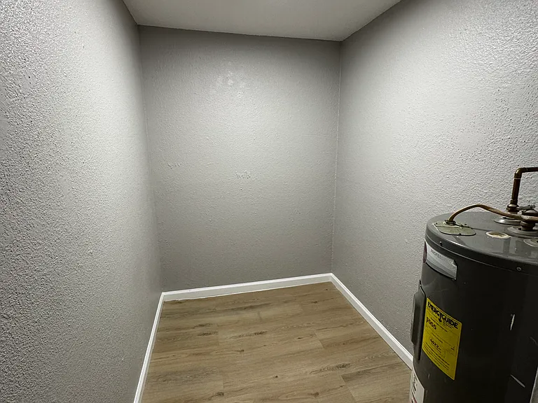 124 Hillhouse Rd #126 — Photo 3