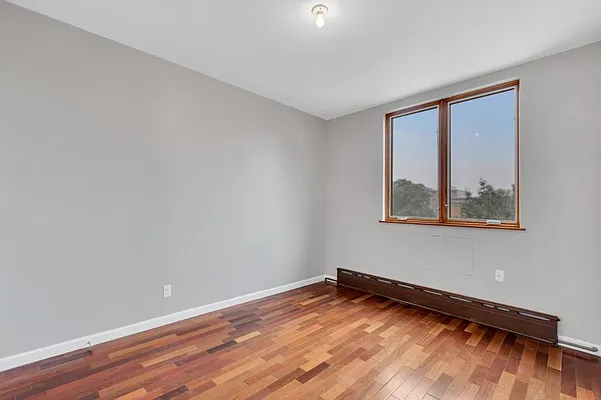 Rented by MNS | media 14