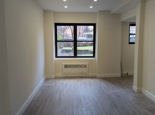 64-34 102nd St, Rego Park, NY 11374