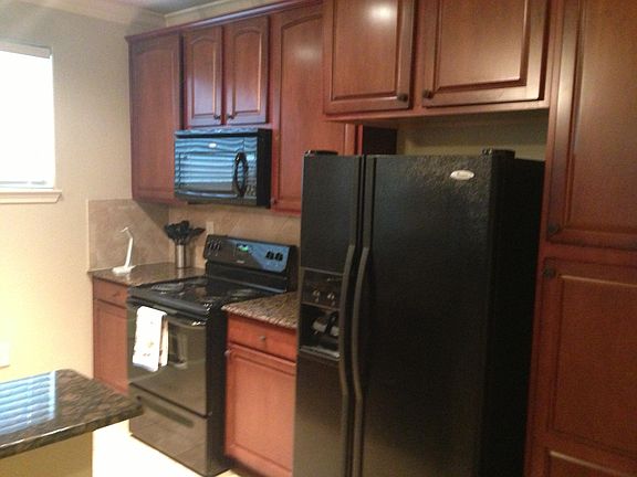 2nd image of 907 Charo Pkwy Unit 921