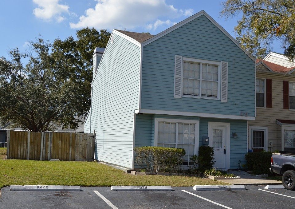 1st image of 16128 Rambling Vine Dr E