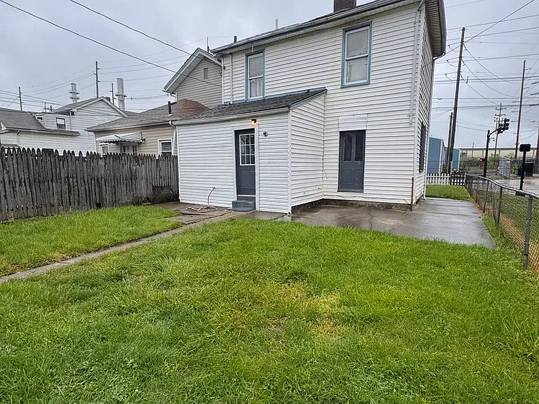 841 N 3rd St — Photo 10