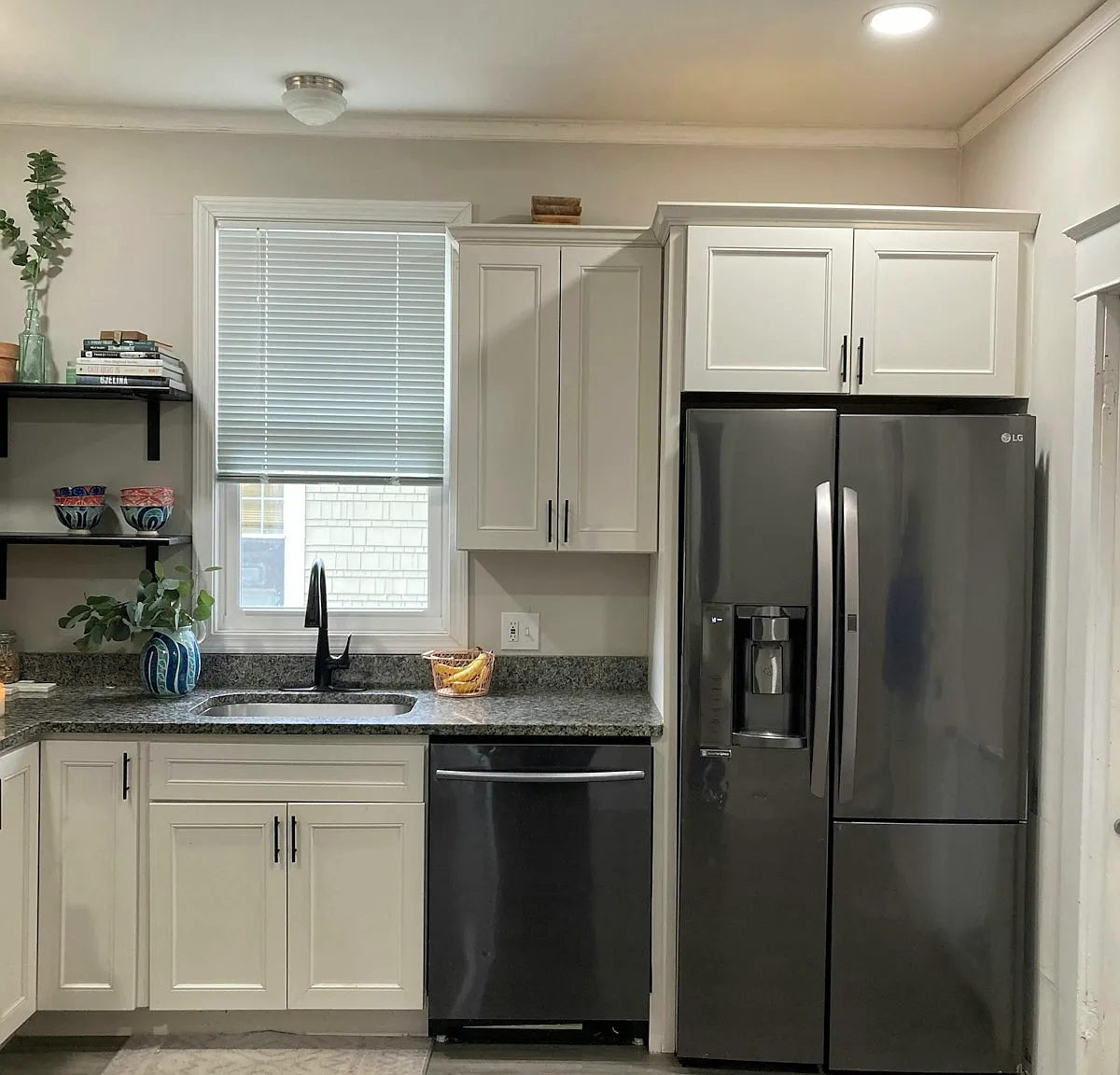 174 4th Street, Unit 2 - 2nd/3rd Fl — Photo 4
