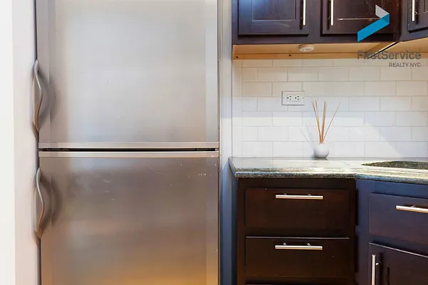 Rented by FirstService Realty (legacy) | media 27