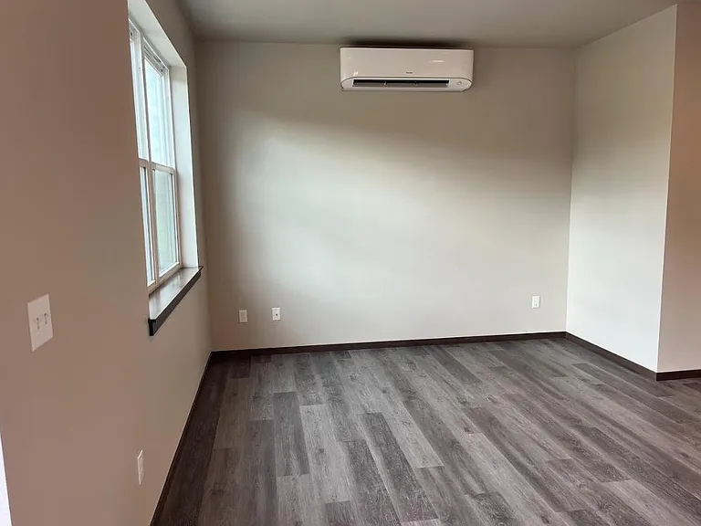 1688 River Walk Ln — Photo 5