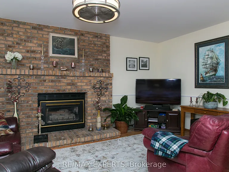 196 Shannon Pl — Photo 7
