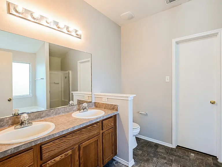 7727 Painted Desert Dr — Photo 10