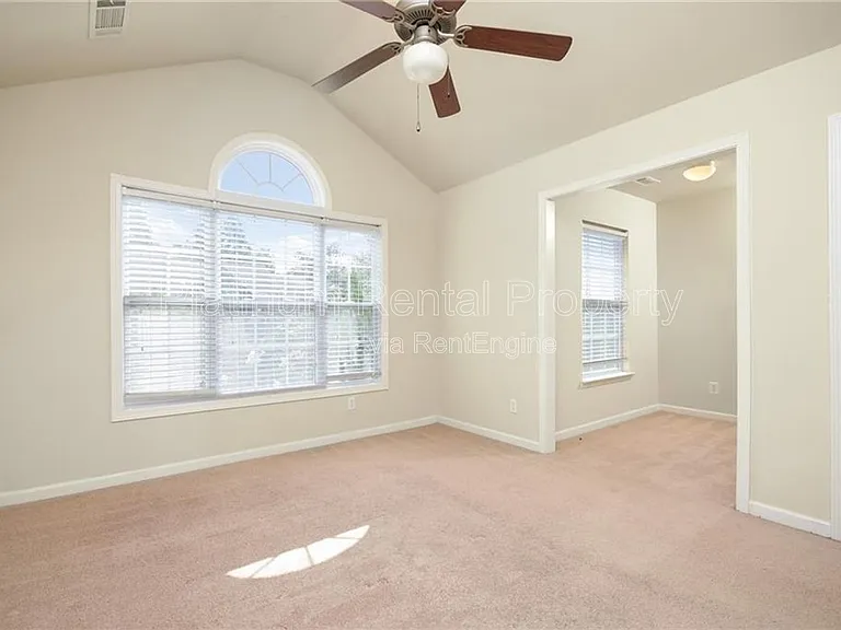 2886 Ridgeview Dr SW — Photo 12