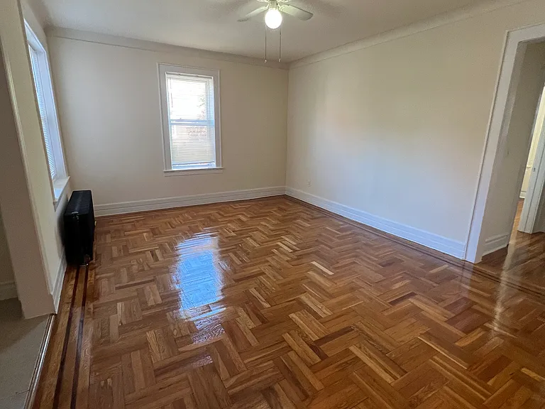 30 Lenox Ave — Photo 5