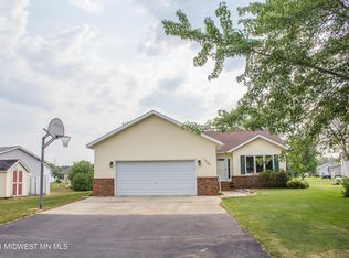 1004 6th Ave NW, Perham, MN 56573