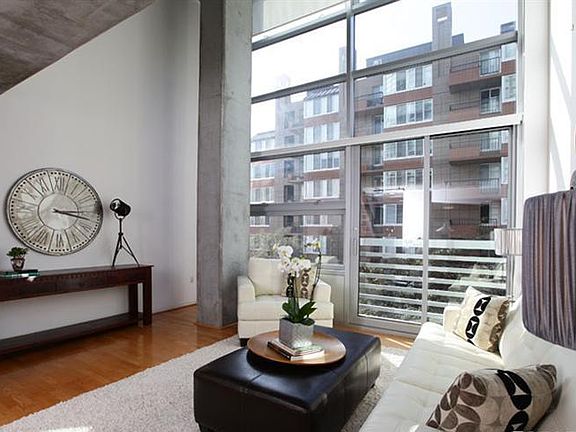 2nd image of 77 Dow Pl APT 308